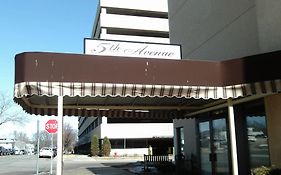 5th Avenue Inn And Suites Rochester Mn